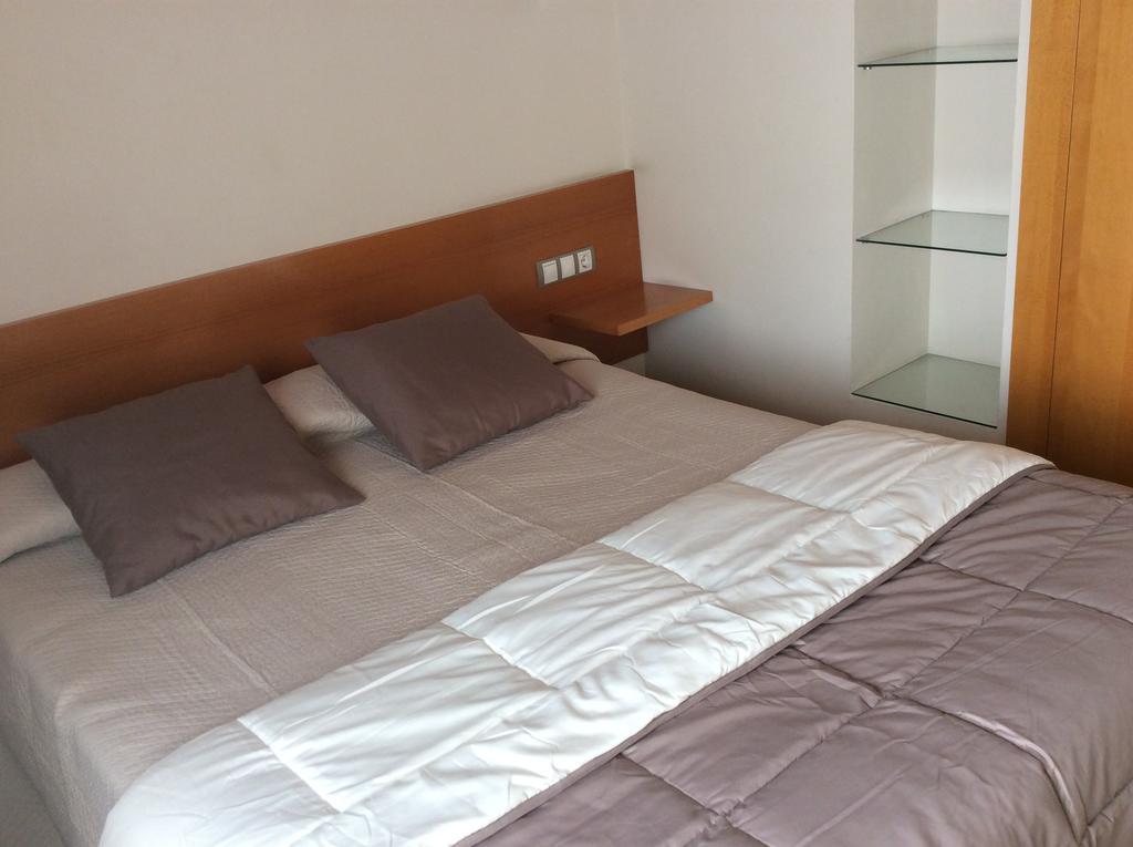 Hotel Viaurelia Montblanc Bilik gambar