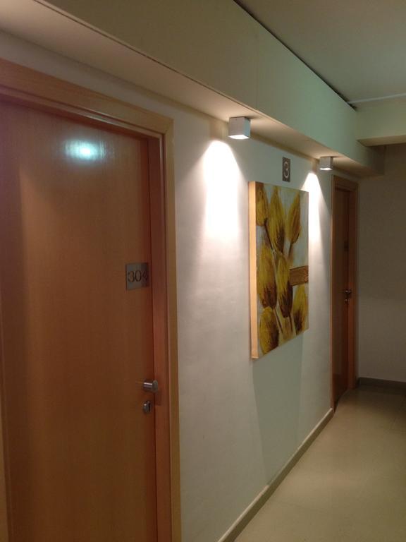 Hotel Viaurelia Montblanc Luaran gambar